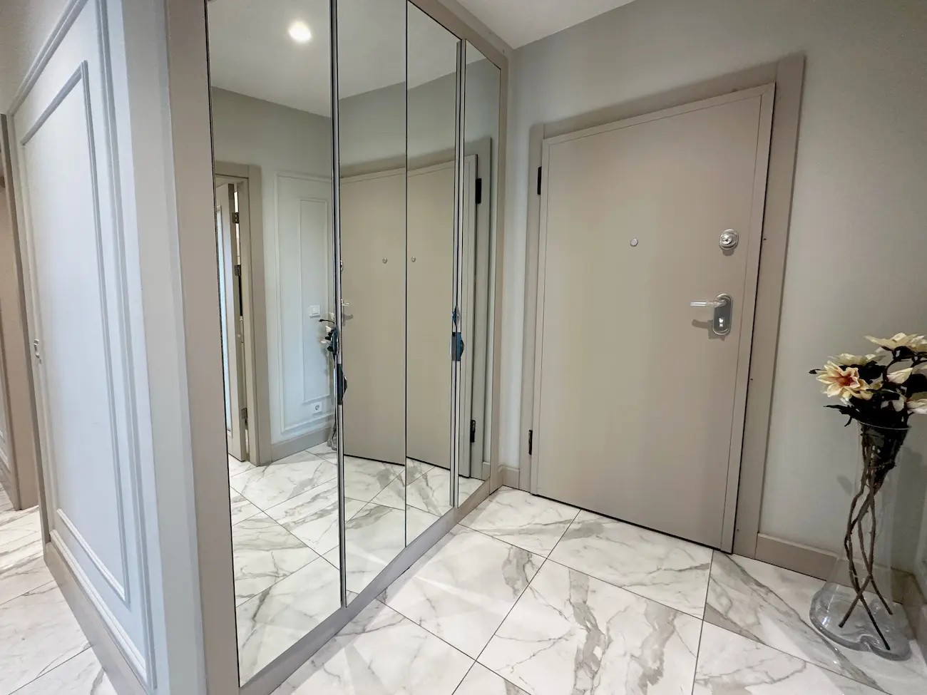 Flat entrance